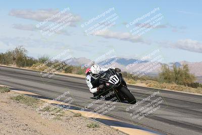 media/Nov-16-2025-Race Pace (Sun) [[8c5fa54630]]/Non Verified Riders (1st 20 Minutes)/3-Turn 3 Inside (11am)/